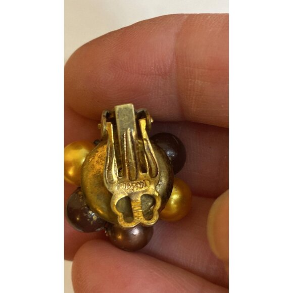 Mid-Century Cluster Earrings: Aurora Borealis Faceted Bead Surrounded by Black, - Picture 4 of 7